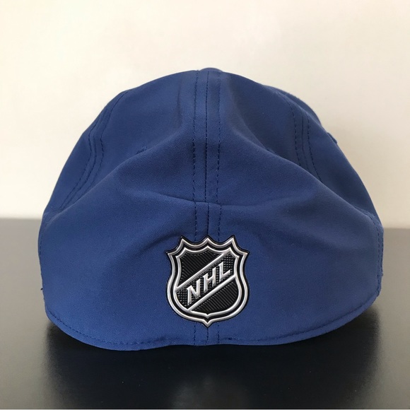 New Vancouver Canucks Training Authentic Pro Fanatics Stretch Fit Hat NHL Hockey - Picture 6 of 14
